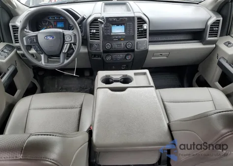 2022 Ford F350 Super Duty z USA, uszkodzony, nr VIN 1FD8W3HT3NEE12596